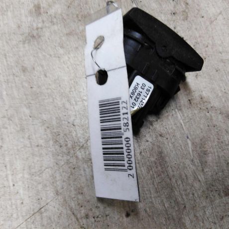 knopka-steklopodieemnika-ford-mondeo-3-art-90462-big-1