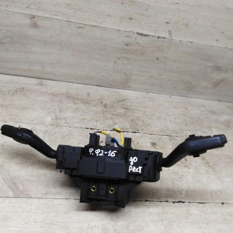 podrulevoi-perekliucatel-v-sbore-sleif-ford-focus-ii-art-90757-big-1