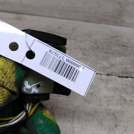 knopka-steklopodieemnika-ford-focus-2-art-90786-big-1