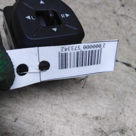 perekliucatel-regulirovki-zerkal-hyundai-ix35-i-art-91682-big-1