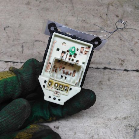 perekliucatel-regulirovki-zerkal-hyundai-ix35-i-art-91682-big-2