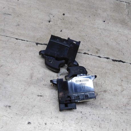 knopka-steklopodieemnika-hyundai-santa-fe-i-art-91756-big-3