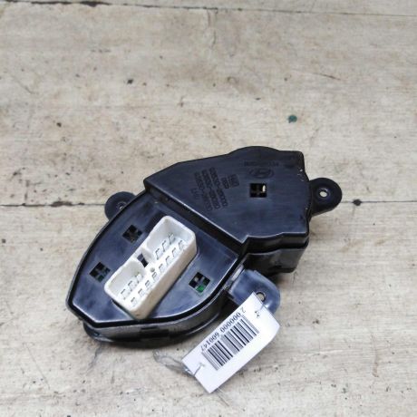 perekliucatel-regulirovki-zerkal-hyundai-santa-fe-i-art-91778-big-1