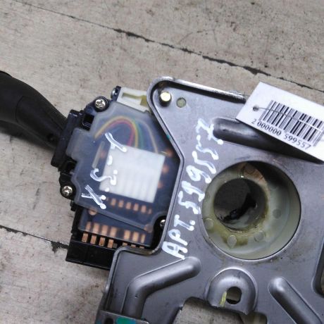 podrulevoi-perekliucatel-v-sbore-hyundai-santa-fe-i-art-91813-big-2