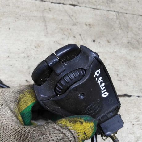 perekliucatel-podrulevoe-upravleniia-magnitoloi-renault-clio-ii-art-92109-big-2