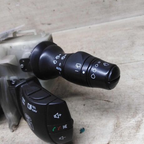 podrulevoi-perekliucatel-v-sbore-renault-megane-iii-art-92216-big-4