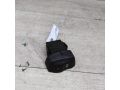 knopka-otkryvanie-dverei-renault-scenic-i-art-92323-small-2