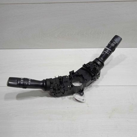 podrulevoi-perekliucatel-v-sbore-hyundai-ix35-i-art-93053-big-0