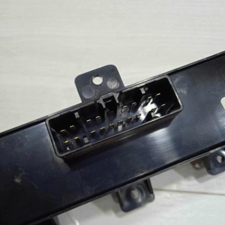 knopka-obogreva-sidenii-blok-hyundai-ix35-i-art-93118-big-2