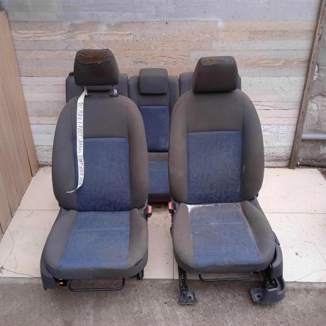 sidene-salon-ford-c-max-art-93647-big-0