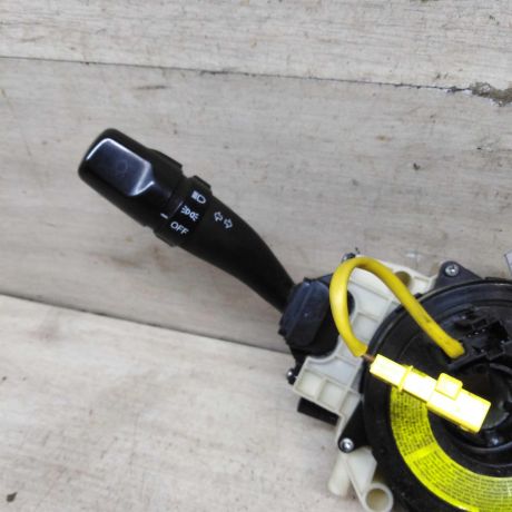 podrulevoi-perekliucatel-v-sbore-hyundai-accent-ii-art-93702-big-4