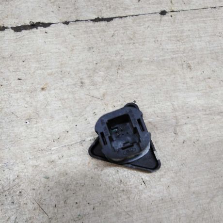 knopka-avariinoi-signalizacii-ford-fusion-i-art-93866-big-2