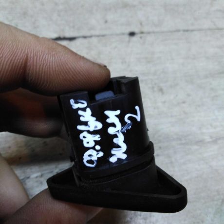 knopka-avariinoi-signalizacii-ford-fusion-i-art-93866-big-1