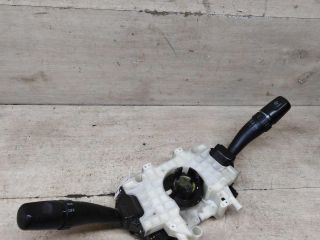 podrulevoi-perekliucatel-v-sbore-hyundai-santa-fe-i-art-94137