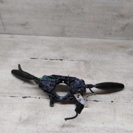 podrulevoi-perekliucatel-v-sbore-daewoo-nexia-art-95674-big-3