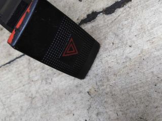 knopka-avariinoi-signalizacii-kia-shuma-ii-kia-spectra-ii-art-95686