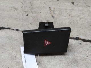 knopka-avariinoi-signalizacii-opel-vectra-c-art-95932