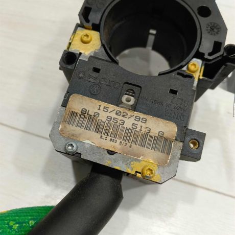 podrulevoi-perekliucatel-v-sbore-volkswagen-bora-art-96395-big-2