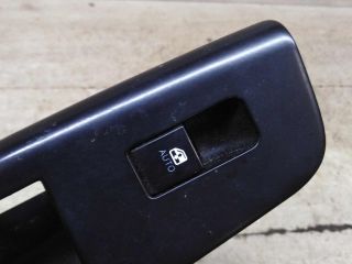 knopka-steklopodieemnika-zadniaia-pravaia-kia-ceed-i-art-96903