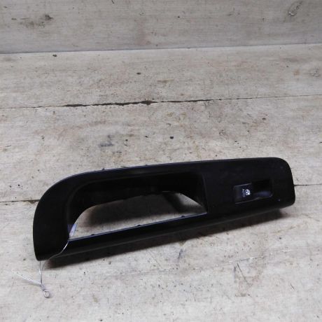 knopka-steklopodieemnika-zadniaia-levaia-rucka-dveri-kia-ceed-i-art-97191-big-4