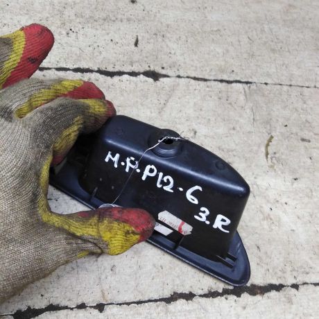 knopka-steklopodieemnika-zadniaia-pravaia-nissan-primera-p12-art-97206-big-1