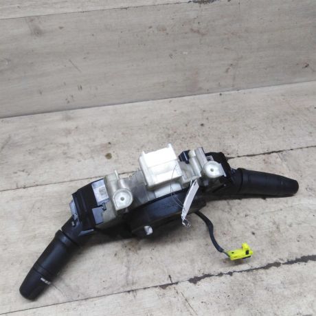 podrulevoi-perekliucatel-v-sbore-nissan-primera-p12-art-97738-big-2