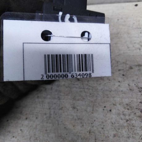 knopki-podkliuceniia-obogreva-sidenii-nissan-primera-p12-art-98184-big-1
