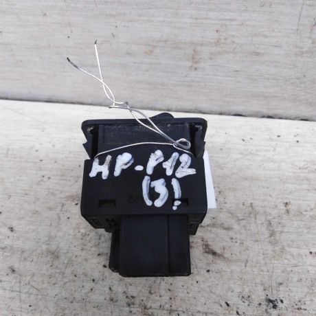 knopki-podkliuceniia-obogreva-sidenii-nissan-primera-p12-art-98184-big-2