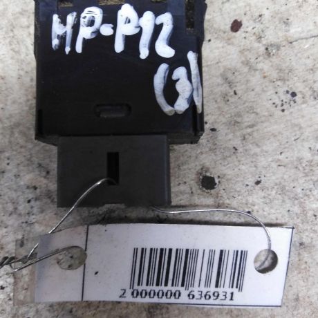 knopka-zamka-dveri-nissan-primera-p12-art-98189-big-1