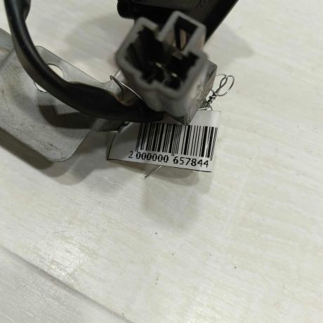 knopka-baka-hyundai-santa-fe-ii-art-98418-big-1