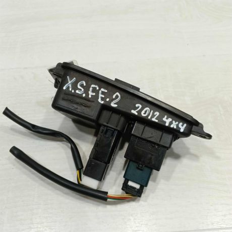 knopki-upravleniia-hyundai-santa-fe-ii-art-98423-big-1