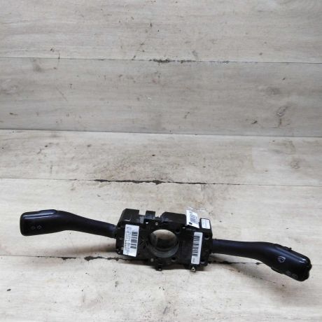 podrulevoi-perekliucatel-v-sbore-skoda-octavia-i-a4-art-98448-big-0