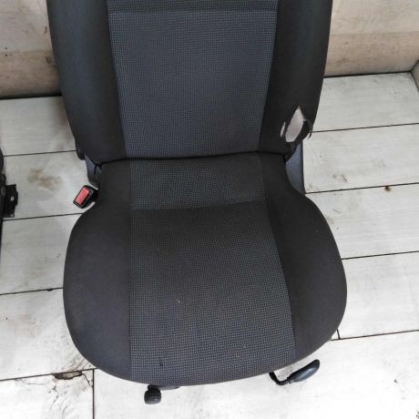 sidene-perednee-ford-focus-i-art-98517-big-4