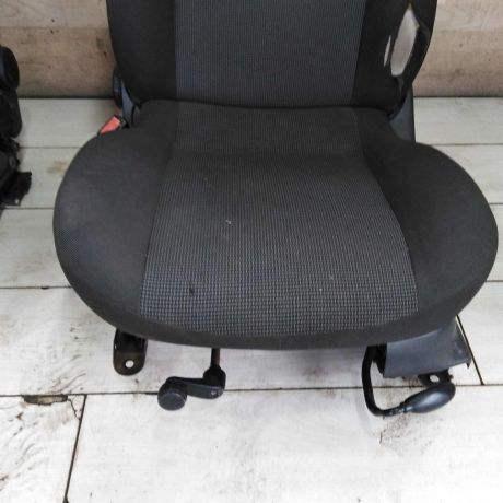 sidene-perednee-ford-focus-i-art-98517-big-5