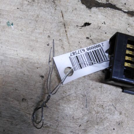 knopka-upravleniia-mazda-6-gg-art-98712-big-2