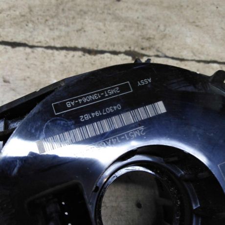 podrulevoi-perekliucatel-v-sbore-ford-focus-i-art-99249-big-1