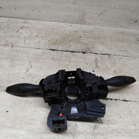 podrulevoi-perekliucatel-v-sbore-ford-focus-i-art-99249-big-2