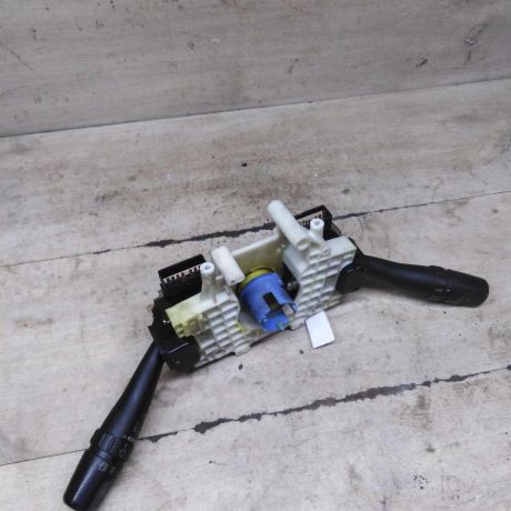 podrulevoi-perekliucatel-v-sbore-hyundai-matrix-art-99454-big-4