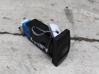 knopka-vkliuceniia-protivotumannyx-far-kia-shuma-ii-kia-spectra-ii-art-100840