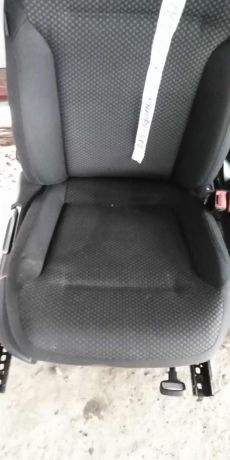 salon-sidenia-volkswagen-jetta-vi-art-101005-big-7