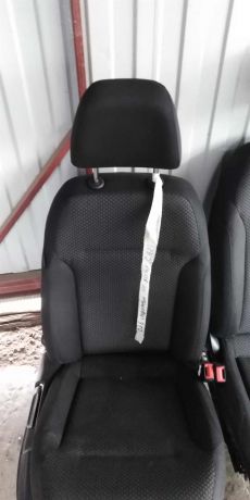 salon-sidenia-volkswagen-jetta-vi-art-101005-big-4