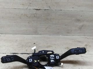 podrulevoi-perekliucatel-v-sbore-volkswagen-jetta-vi-art-101145