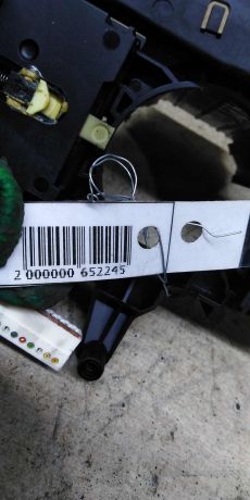 podrulevoi-perekliucatel-v-sbore-volkswagen-jetta-vi-art-101145-big-7