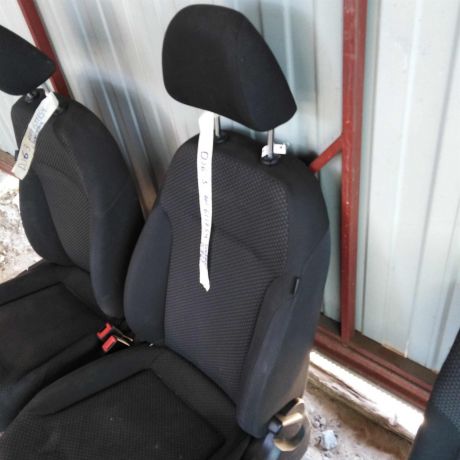 sidene-salon-volkswagen-jetta-vi-art-101767-big-4