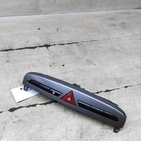 knopka-avariinoi-signalizacii-peugeot-308-i-art-102184-big-0