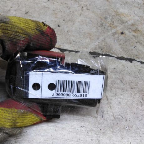 knopka-avariinoi-signalizacii-renault-fluence-i-art-102359-big-1