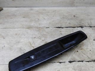 knopka-steklopodieemnika-peredniaia-pravaia-renault-fluence-i-art-102435