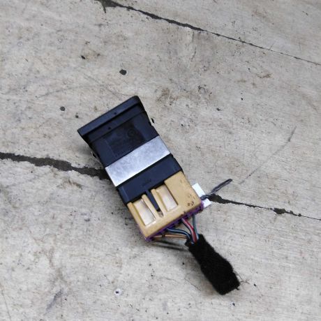 knopka-obogreva-sidenii-volkswagen-bora-volkswagen-jetta-4-volkswagen-golf-4-art-102597-big-3