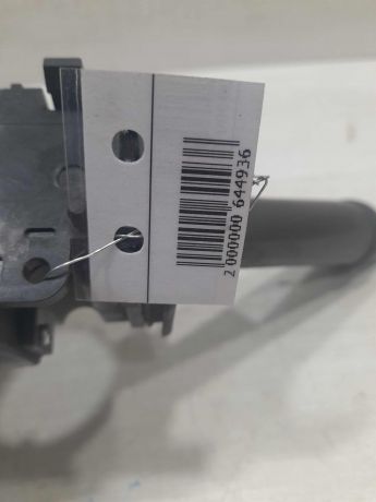 podrulevoi-perekliucatel-v-sbore-volvo-s80-art-102723-big-2