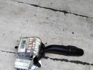 perekliucatel-podrulevoi-povorotov-geely-emgrand-x7-art-103138